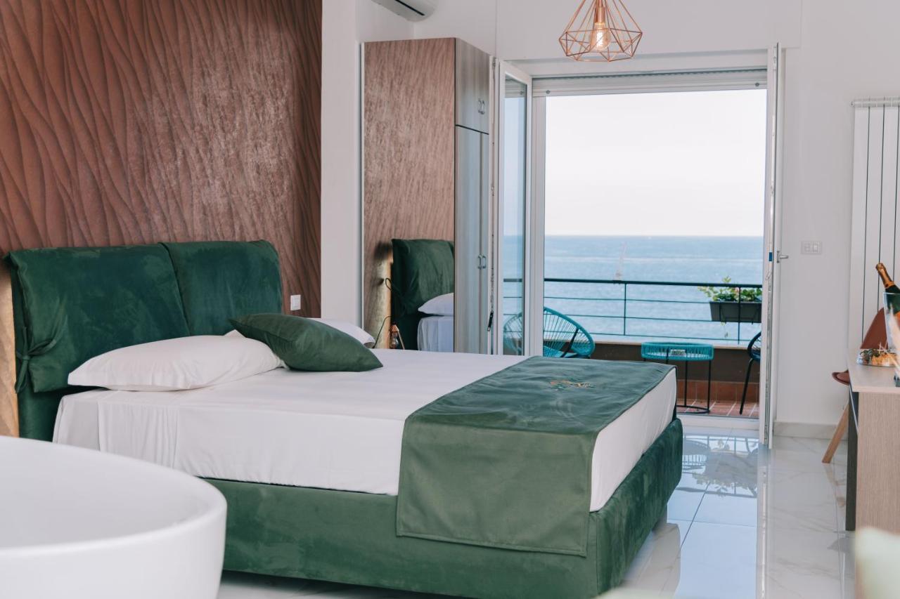 Frontemare Suite Castellammare di Stabia Ngoại thất bức ảnh